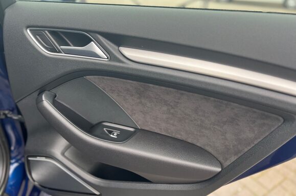 Audi A3 SPORTBACK 2.0 TDI QUATTRO S LINE AUTO 25