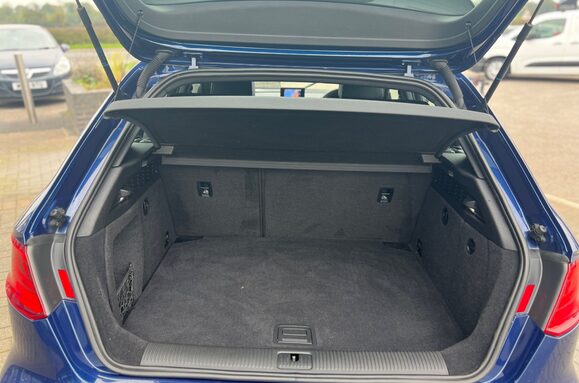 Audi A3 SPORTBACK 2.0 TDI QUATTRO S LINE AUTO 36