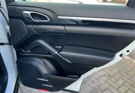 Porsche Cayenne 3.0 D V6 TIPTRONIC S AUTO 21