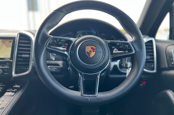Porsche Cayenne 3.0 D V6 TIPTRONIC S AUTO 31
