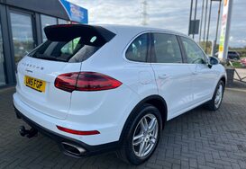 Porsche Cayenne 3.0 D V6 TIPTRONIC S AUTO 7