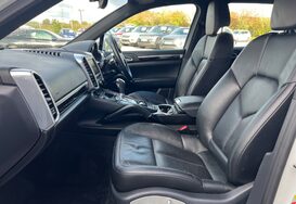 Porsche Cayenne 3.0 D V6 TIPTRONIC S AUTO 24