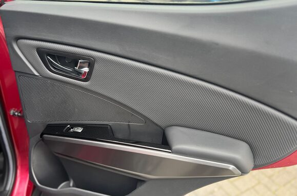 SsangYong Tivoli Tivoli 1.5P Ultimate Nav Auto Euro 6 (s/s) 5dr 26
