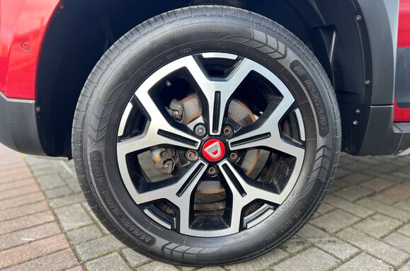 Dacia Duster Duster 1.3 TCe Techroad Euro 6 (s/s) 5dr 12