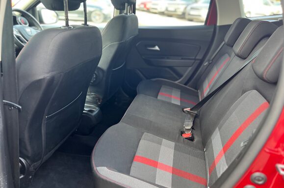 Dacia Duster Duster 1.3 TCe Techroad Euro 6 (s/s) 5dr 32