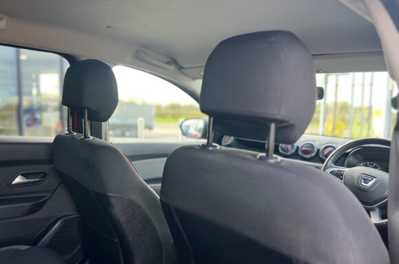 Dacia Duster Duster 1.3 TCe Techroad Euro 6 (s/s) 5dr 21