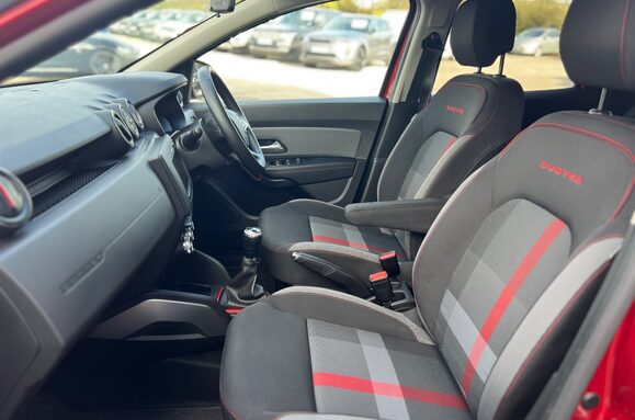 Dacia Duster Duster 1.3 TCe Techroad Euro 6 (s/s) 5dr 27