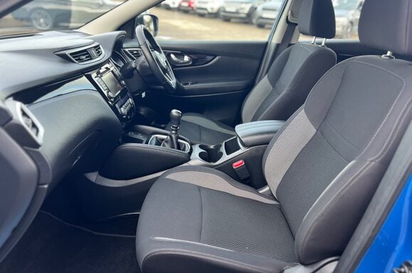 Nissan Qashqai 1.5 DCI ACENTA PREMIUM 25