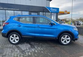 Nissan Qashqai 1.5 DCI ACENTA PREMIUM 6