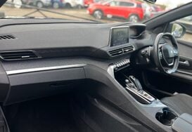 Peugeot 3008 PURETECH S/S 1.2 GT LINE PREMIUM AUTO 24