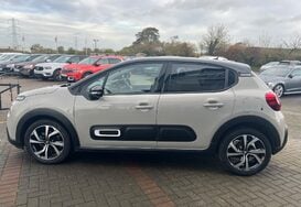 Citroen C3 1.2 PURETECH SHINE PLUS S/S 10