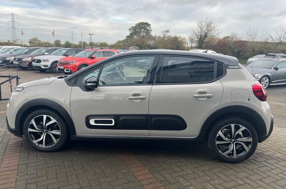 Citroen C3 1.2 PURETECH SHINE PLUS S/S 10