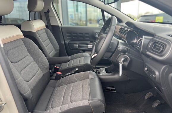 Citroen C3 1.2 PURETECH SHINE PLUS S/S 16