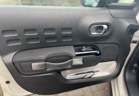 Citroen C3 1.2 PURETECH SHINE PLUS S/S 27