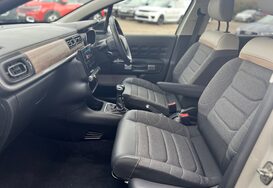 Citroen C3 1.2 PURETECH SHINE PLUS S/S 26