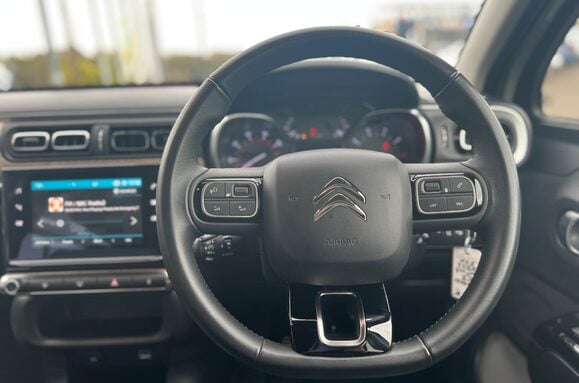 Citroen C3 1.2 PURETECH SHINE PLUS S/S 31