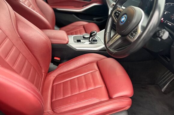 BMW 3 Series 330E XDRIVE M SPORT AUTO ESTATE 21