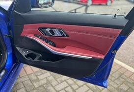 BMW 3 Series 330E XDRIVE M SPORT AUTO ESTATE 26