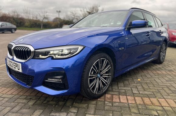 BMW 3 Series 330E XDRIVE M SPORT AUTO ESTATE 16