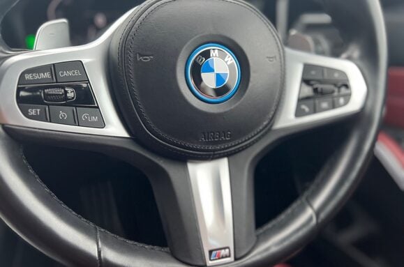 BMW 3 Series 330E XDRIVE M SPORT AUTO ESTATE 41