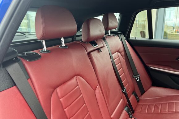 BMW 3 Series 330E XDRIVE M SPORT AUTO ESTATE 29