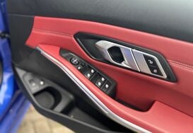 BMW 3 Series 330E XDRIVE M SPORT AUTO ESTATE 27