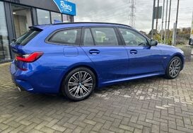 BMW 3 Series 330E XDRIVE M SPORT AUTO ESTATE 9