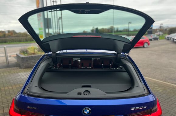 BMW 3 Series 330E XDRIVE M SPORT AUTO ESTATE 51