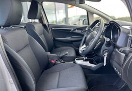 Honda Jazz I-VTEC SE AUTOMATIC 16