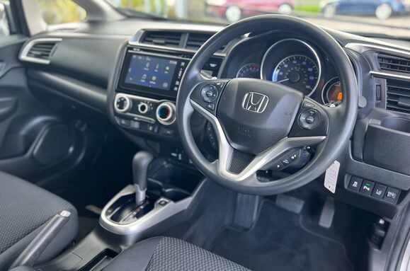 Honda Jazz I-VTEC SE AUTOMATIC 17