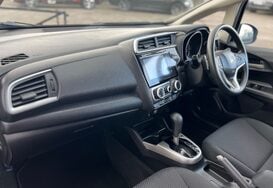 Honda Jazz I-VTEC SE AUTOMATIC 27