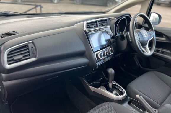 Honda Jazz I-VTEC SE AUTOMATIC 27