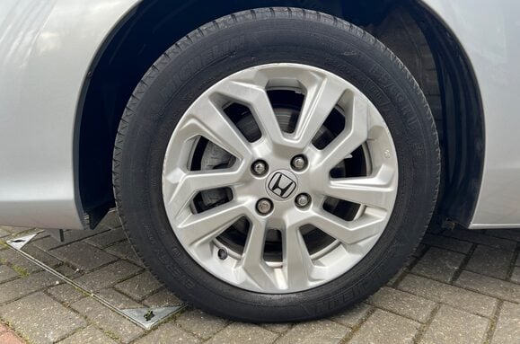 Honda Jazz I-VTEC SE AUTOMATIC 12