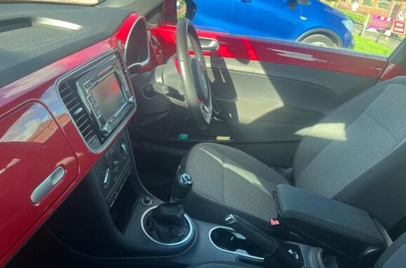 Volkswagen Beetle DESIGN 1.2 TSI 2