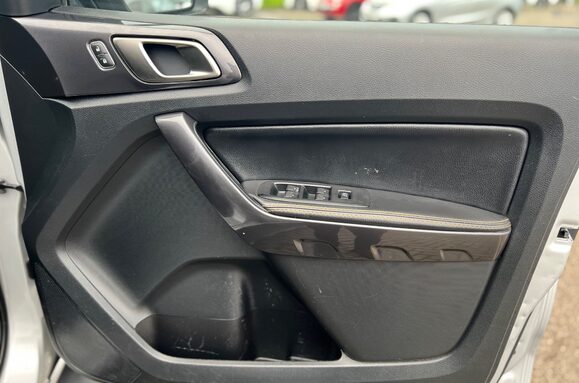 Ford Ranger WILDTRAK ECOBLUE DOUBLE CAB PICKUP AUTO 24