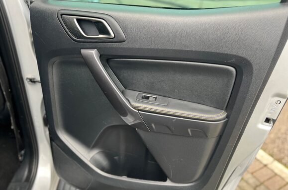 Ford Ranger WILDTRAK ECOBLUE DOUBLE CAB PICKUP AUTO 29