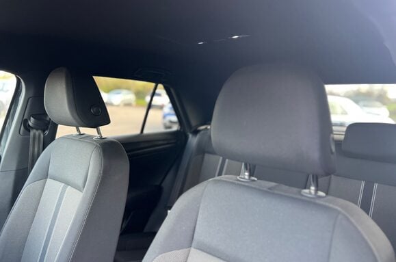 Volkswagen T-Roc BLACK EDITION 1.0 TSI 23