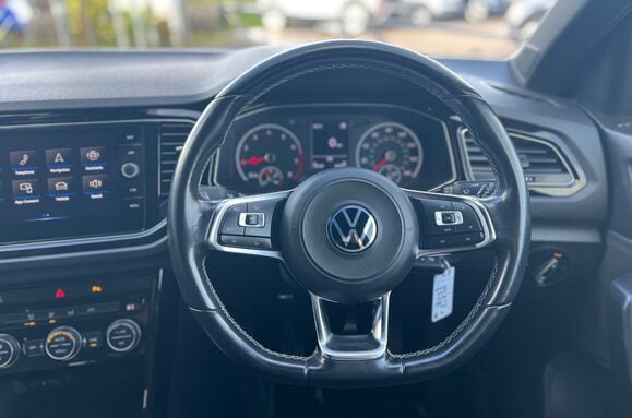 Volkswagen T-Roc BLACK EDITION 1.0 TSI 31