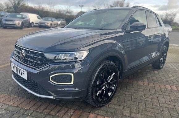 Volkswagen T-Roc BLACK EDITION 1.0 TSI 11