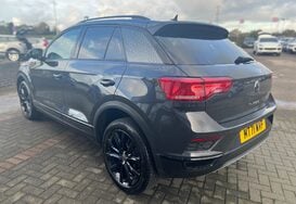 Volkswagen T-Roc BLACK EDITION 1.0 TSI 9