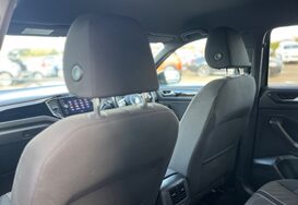 Volkswagen T-Roc BLACK EDITION 1.0 TSI 28