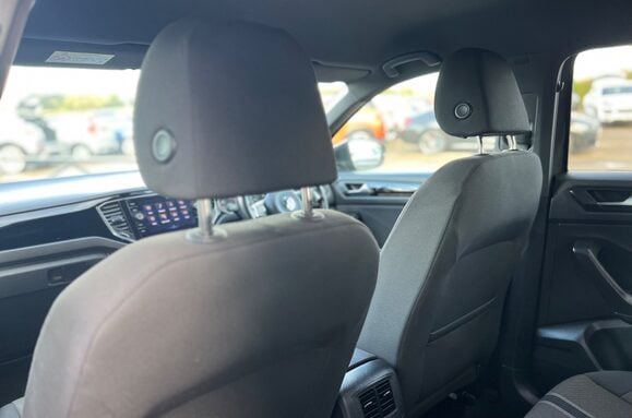 Volkswagen T-Roc BLACK EDITION 1.0 TSI 28