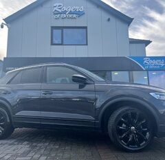 Volkswagen T-Roc BLACK EDITION 1.0 TSI 1
