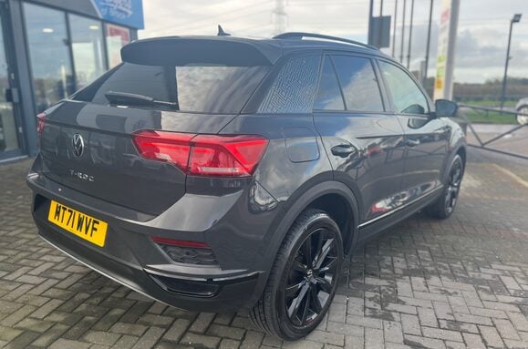 Volkswagen T-Roc BLACK EDITION 1.0 TSI 7