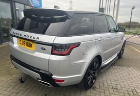 Land Rover Range Rover Sport SDV6 HSE DYNAMIC 9
