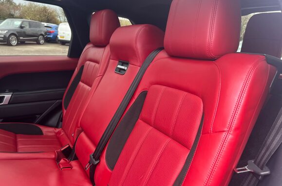 Land Rover Range Rover Sport SDV6 HSE DYNAMIC 43