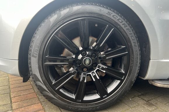 Land Rover Range Rover Sport SDV6 HSE DYNAMIC 18