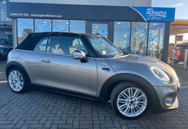 Mini Convertible COOPER AUTO HUGE SPEC 1