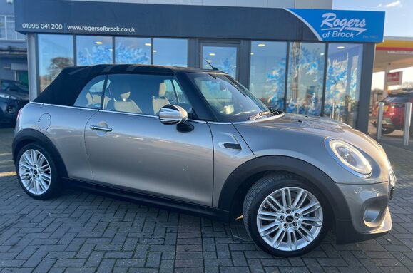 Mini Convertible COOPER AUTO HUGE SPEC 1