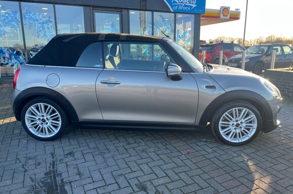 Mini Convertible COOPER AUTO HUGE SPEC 7